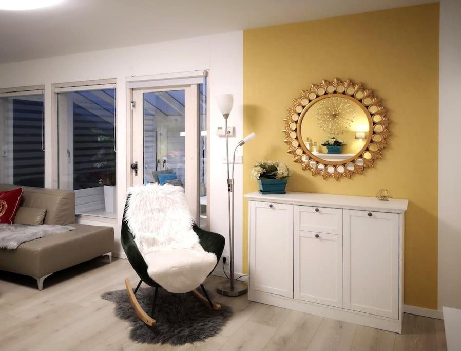 Haus Julia Direkt Am Hennesee Mitten Im Sauerland 梅舍德 外观 照片